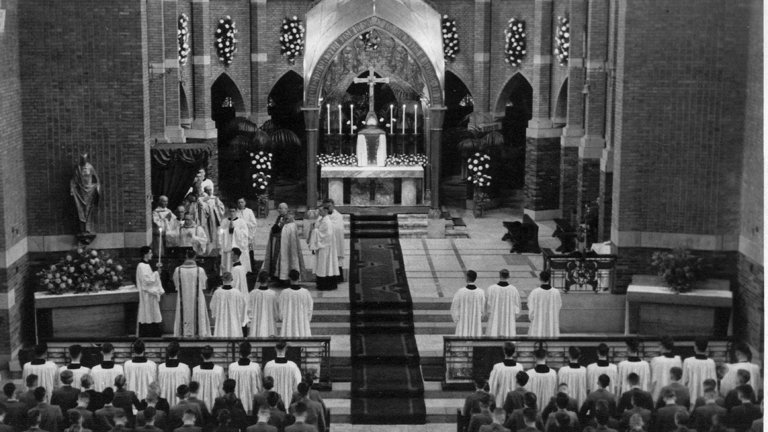 Vroeger hielden priesters kerkdiensten in de kapel.