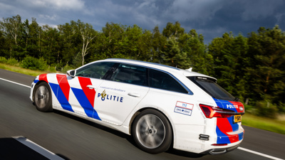 A high-speed intervention vehicle (Rijvaardigheid Snel Interventie Voertuig, SIV)